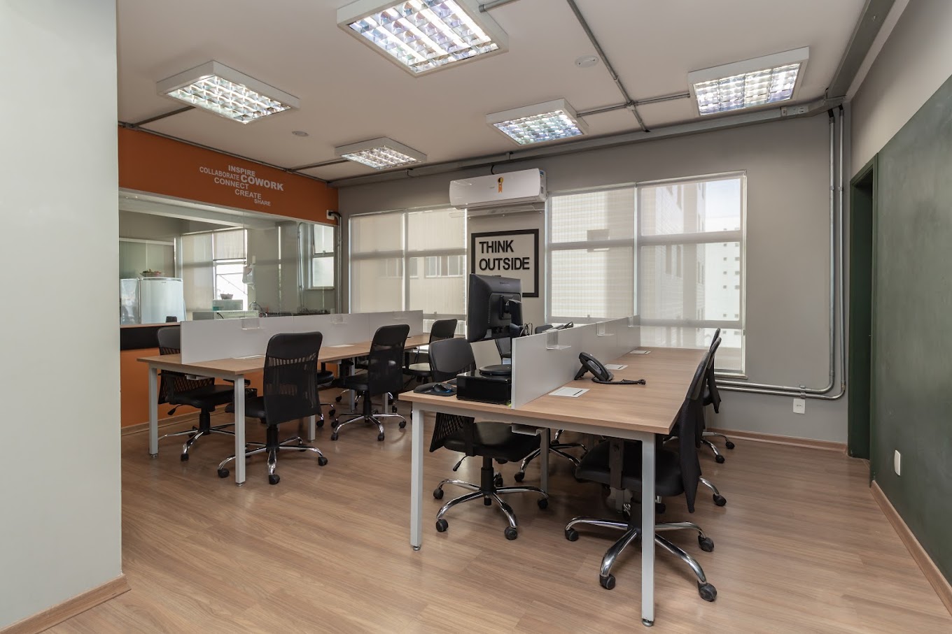 Desk Coworking