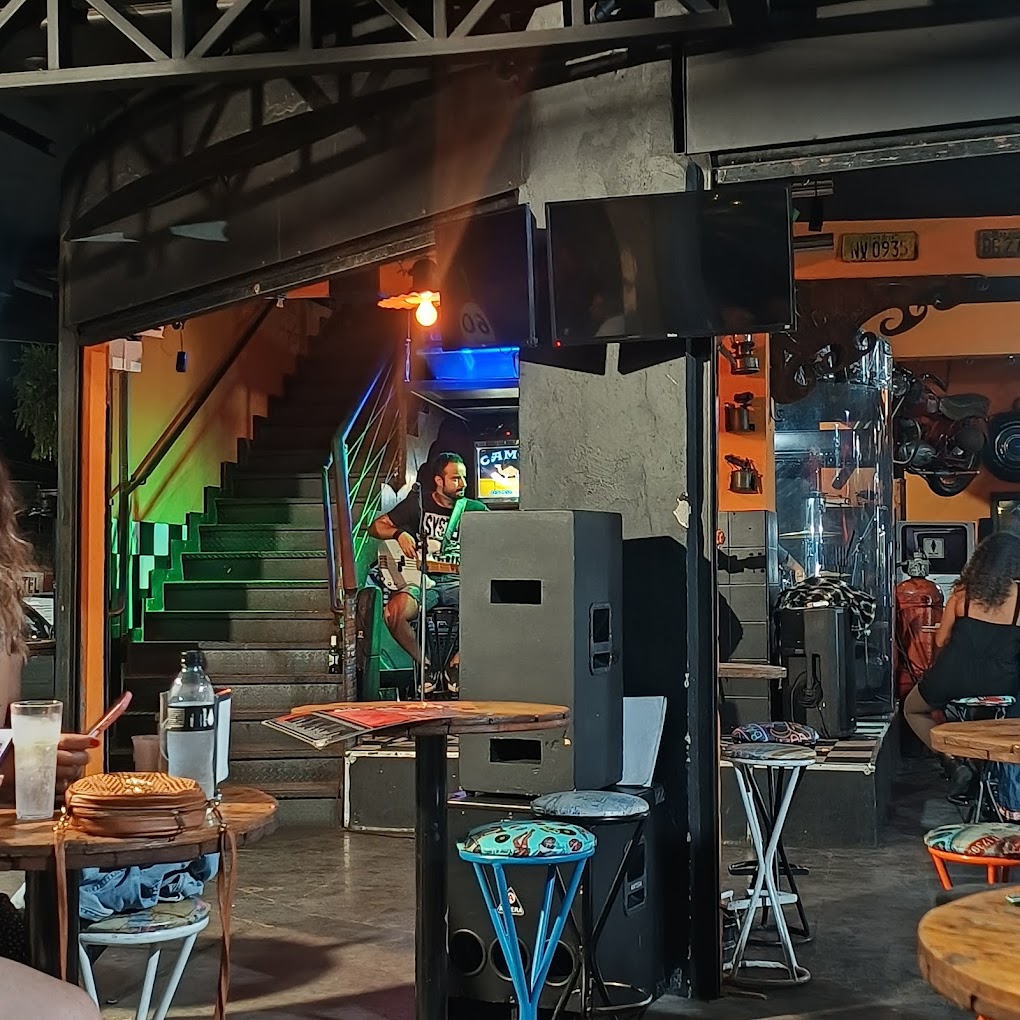 Old School Rock Bar